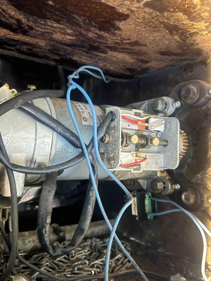 鐵捲門維修案件圖片