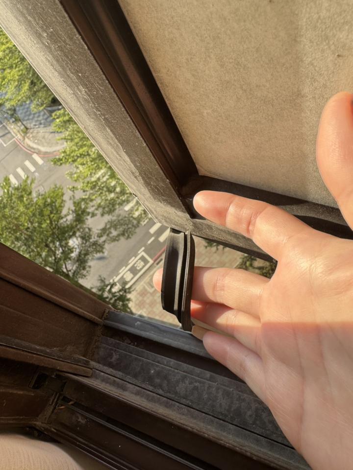 窗戶維修案件圖片