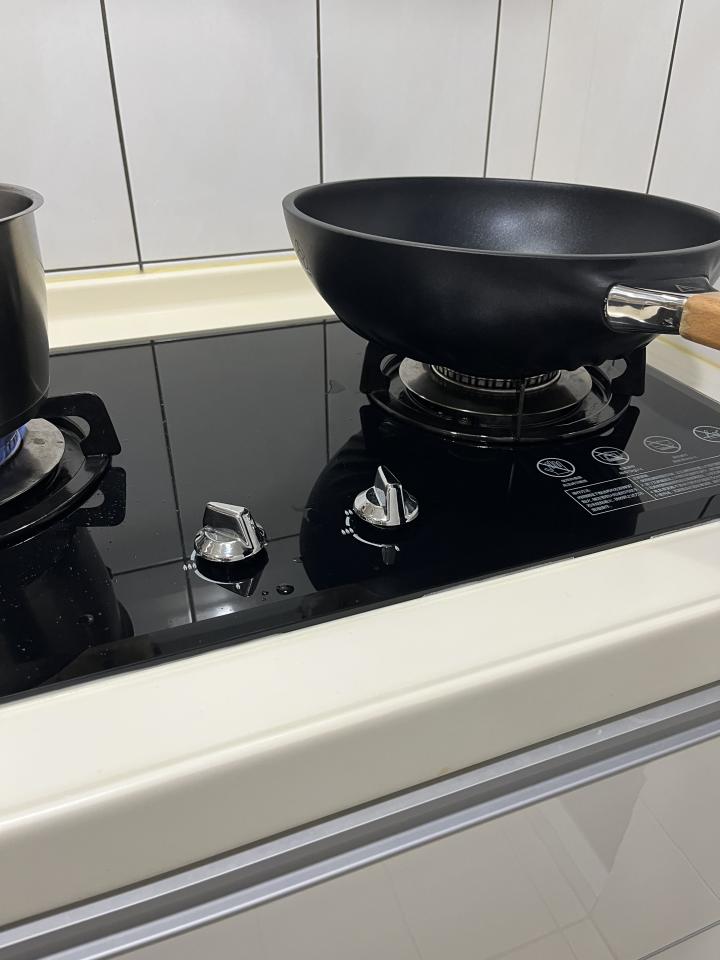 瓦斯爐安裝維修案件圖片