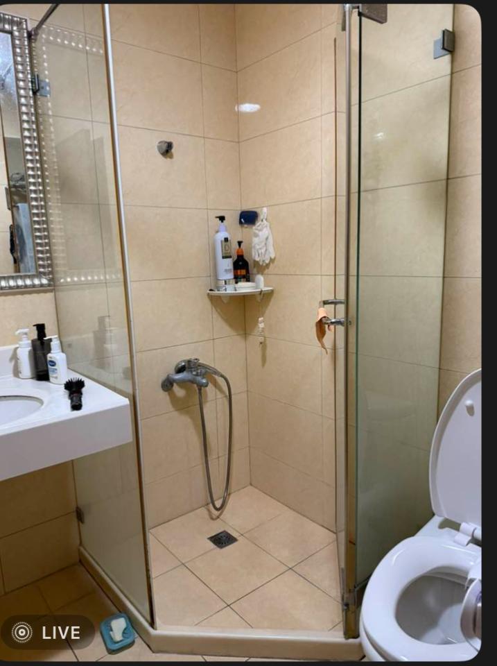 淋浴拉門安裝維修案件圖片