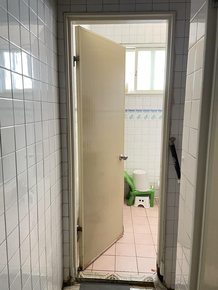 浴室門案件圖片