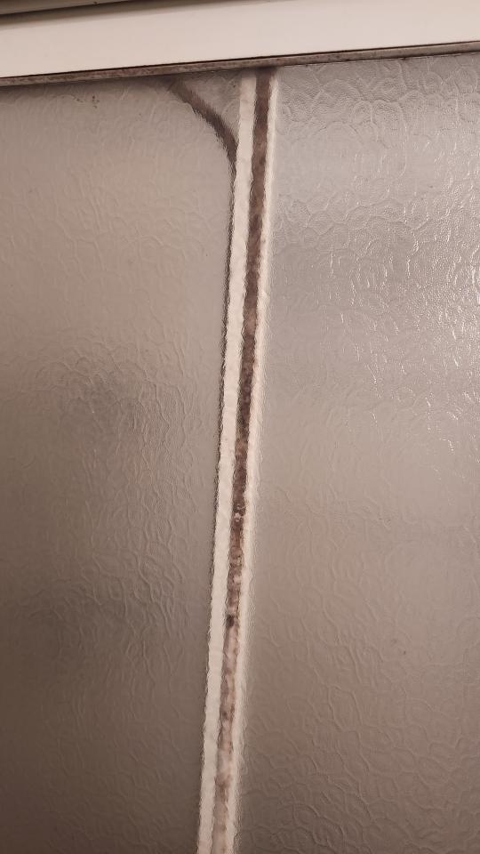 淋浴拉門安裝維修案件圖片