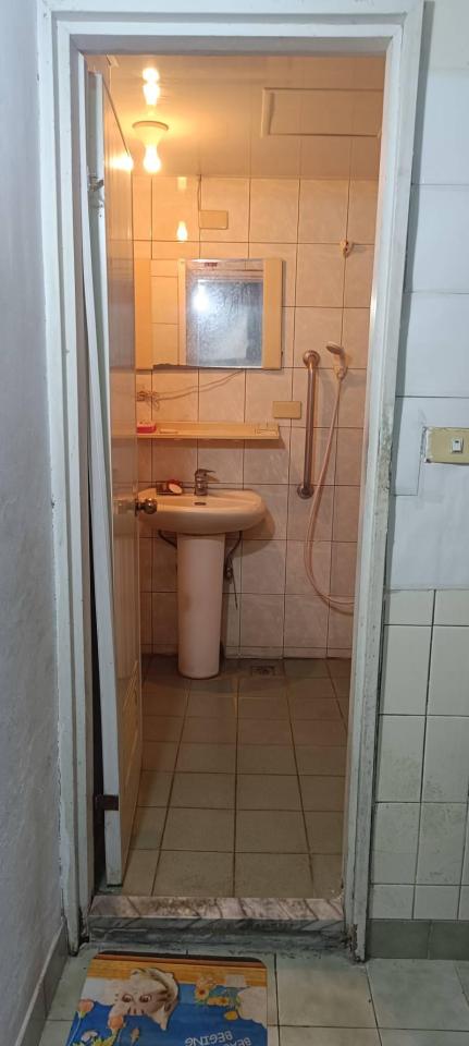 浴室門案件圖片