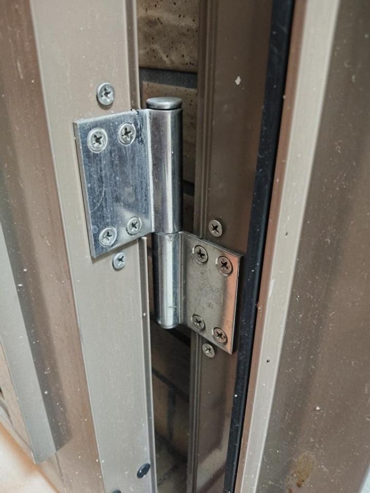 門片維修案件圖片