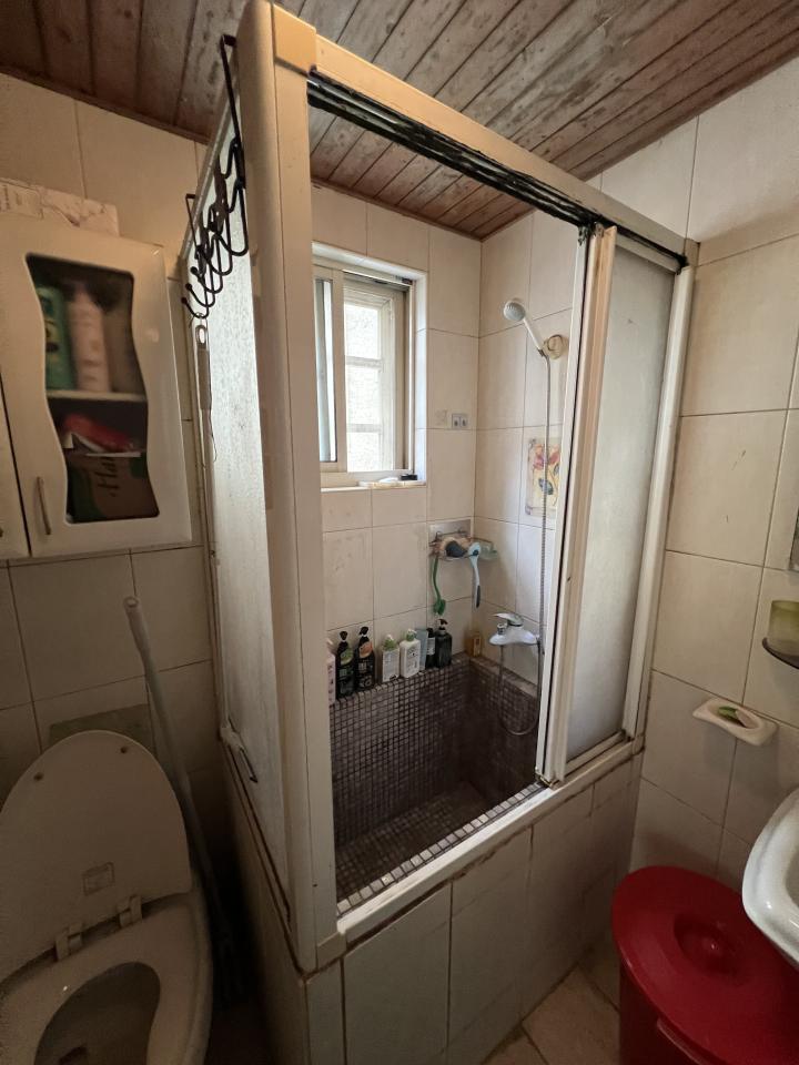 淋浴拉門安裝維修案件圖片