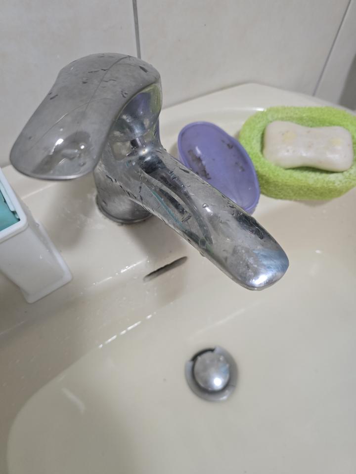 水龍頭裝修案件圖片