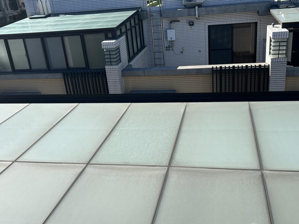 採光罩案件圖片