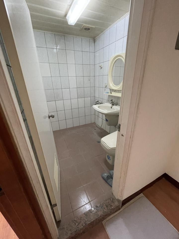 馬桶裝修案件圖片