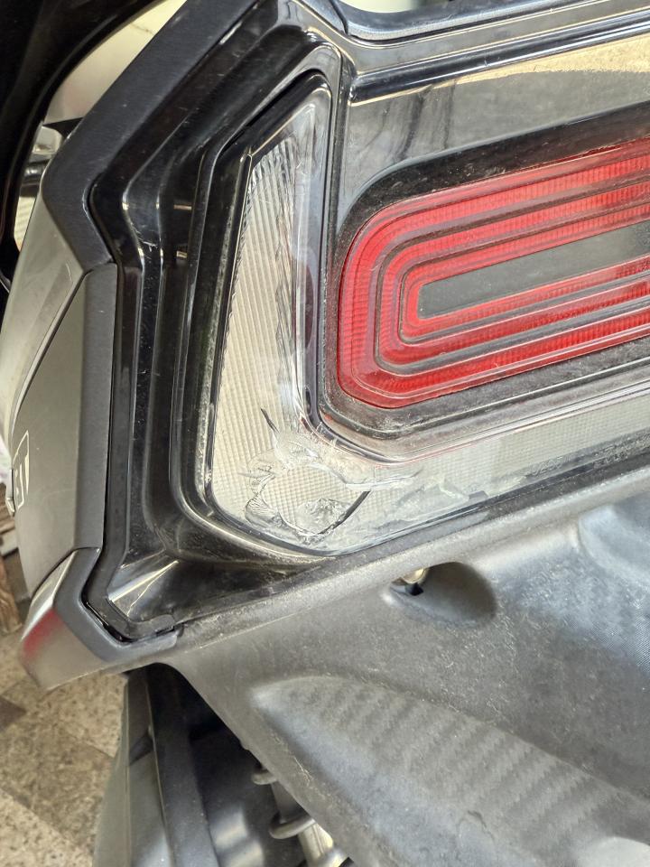 車燈修復案件圖片