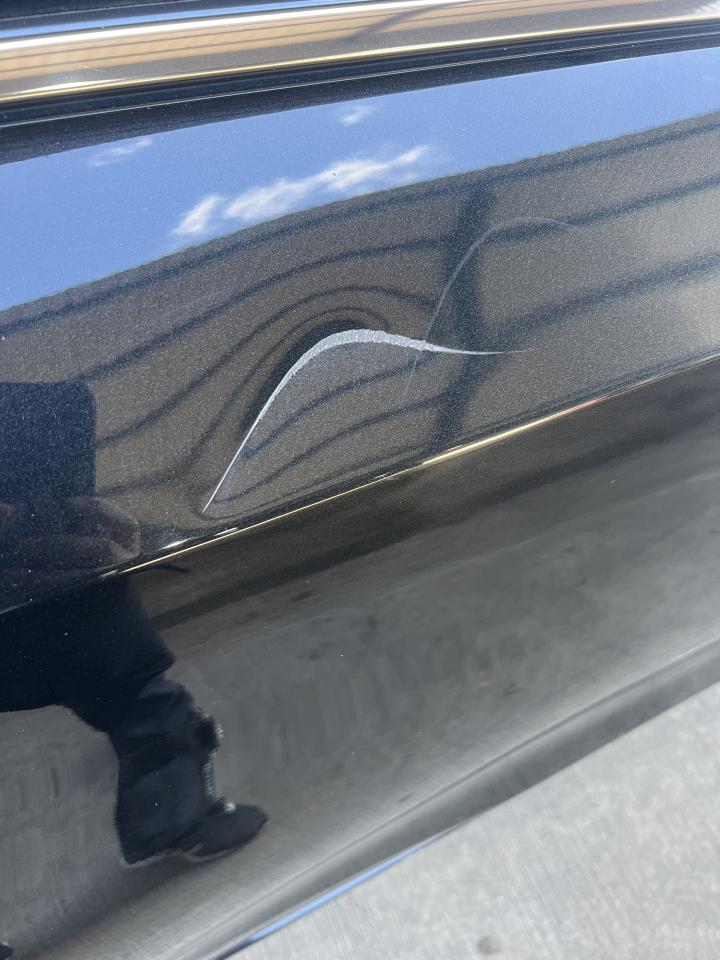 汽車板金烤漆案件圖片