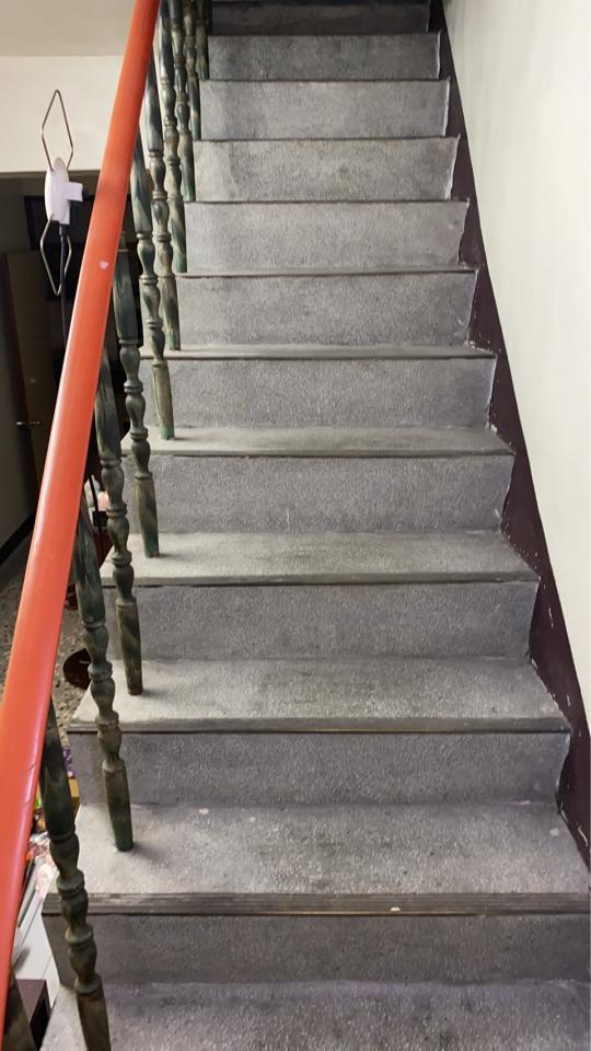 樓梯扶手案件圖片