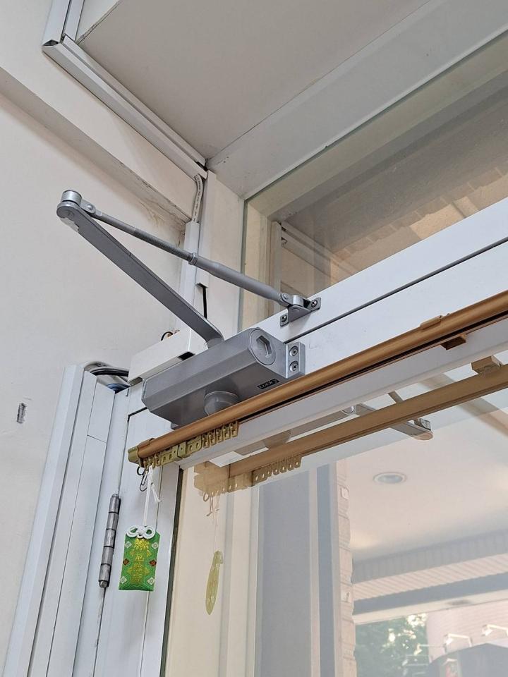 門片維修案件圖片