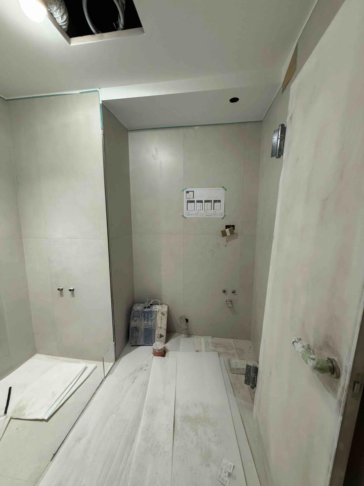 淋浴拉門安裝維修案件圖片