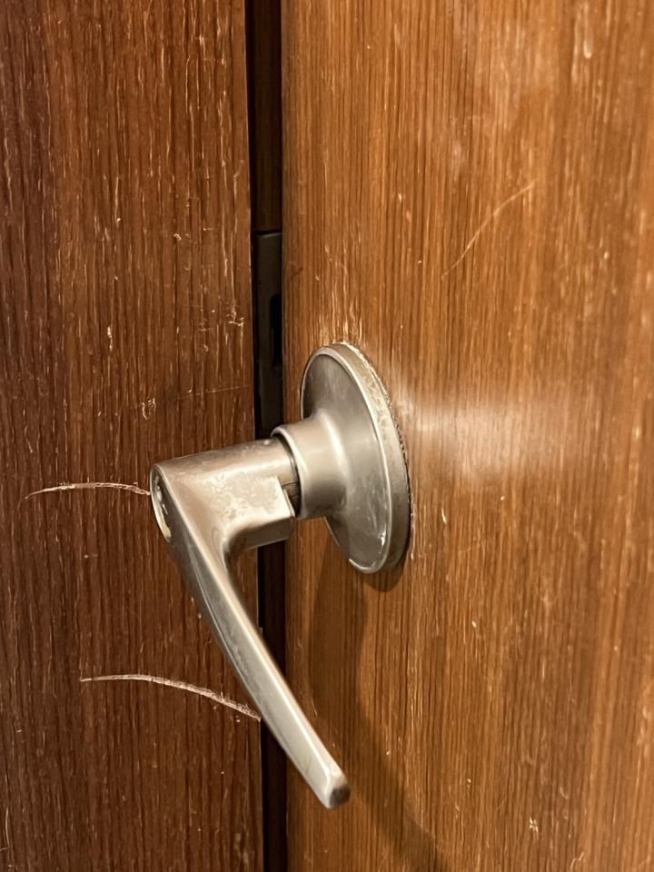 門片維修案件圖片