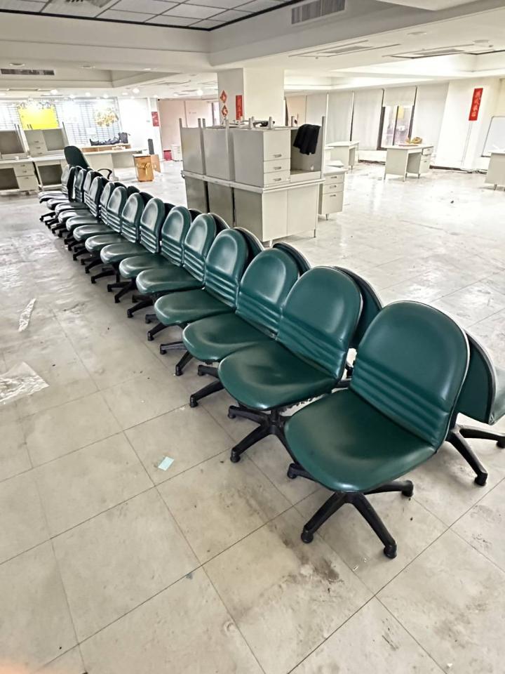 辦公家具回收案件圖片