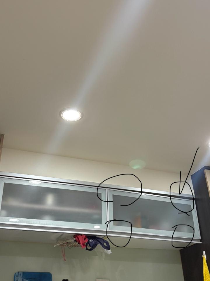 櫥櫃門片更換案件圖片