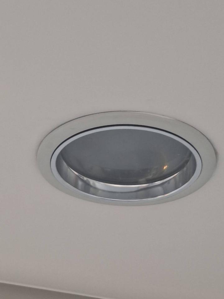 燈具維修案件圖片