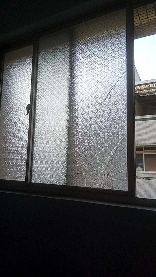 窗戶維修案件圖片