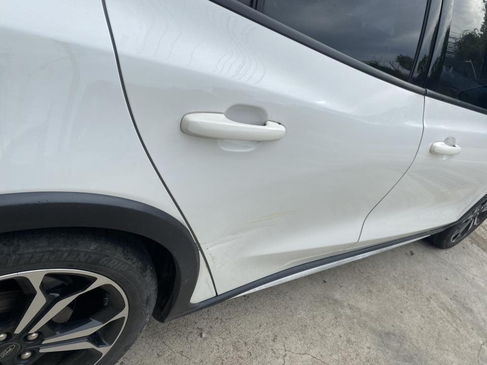 汽車板金烤漆案件圖片