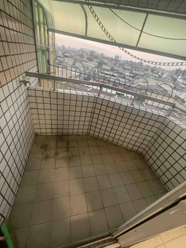 採光罩案件圖片