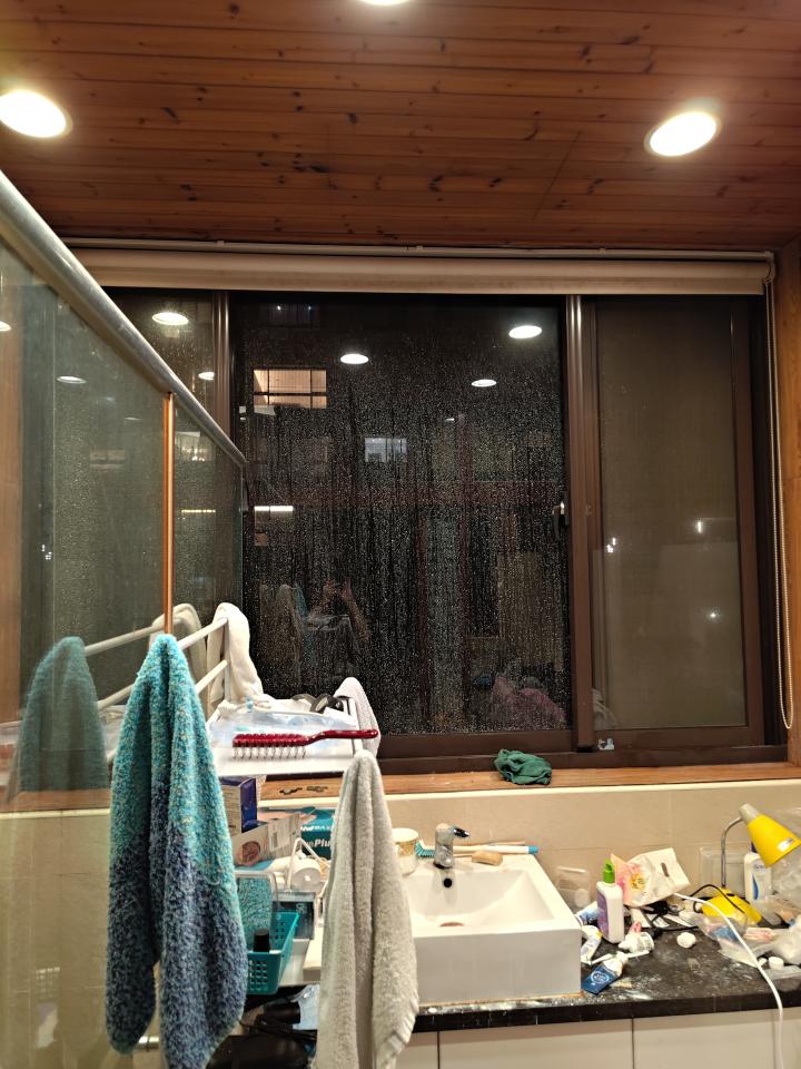 窗戶維修案件圖片