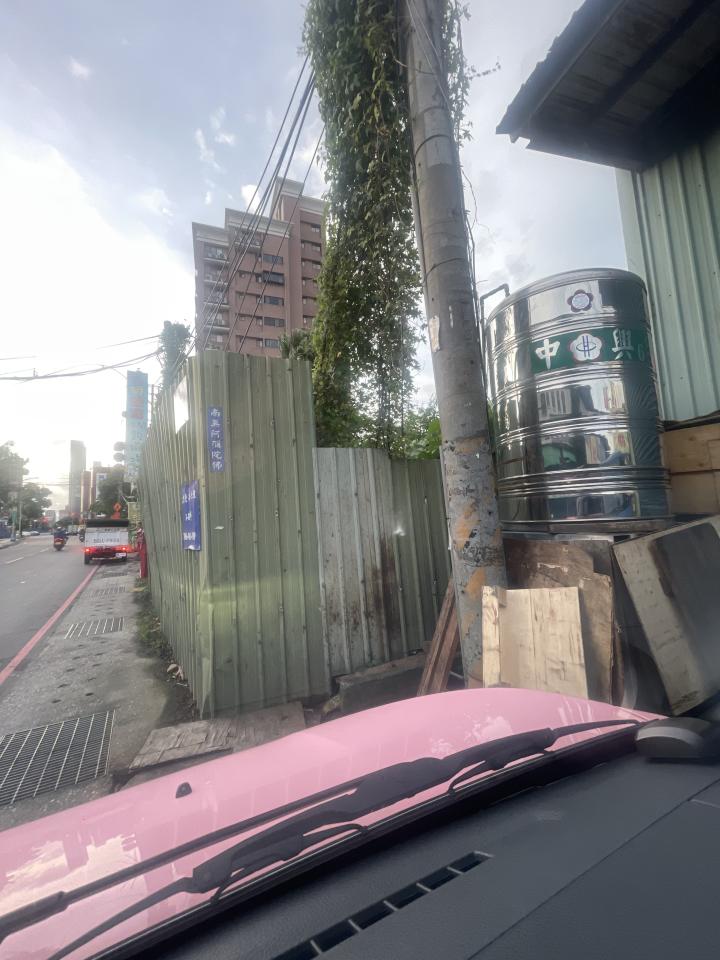 汽車玻璃修補案件圖片