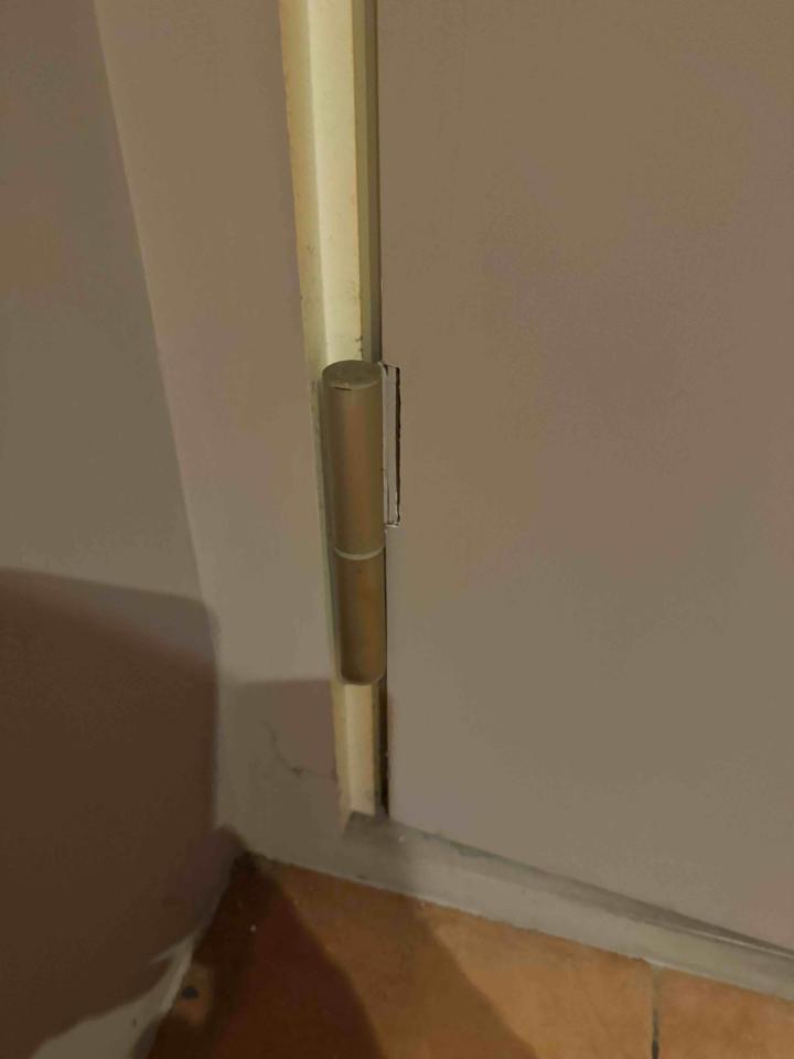 門片維修案件圖片