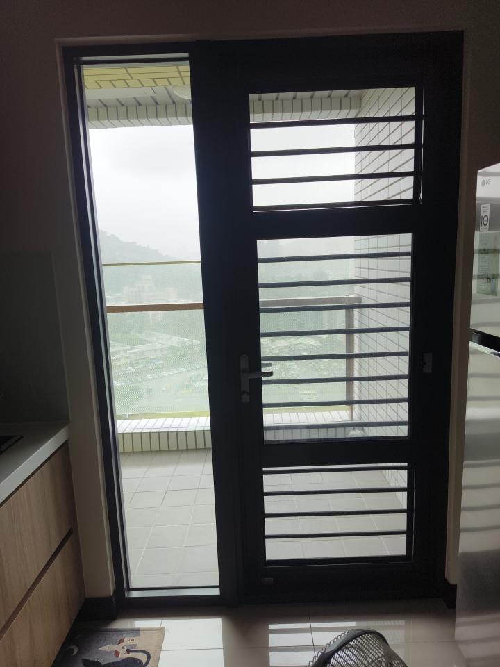 窗簾安裝維修案件圖片