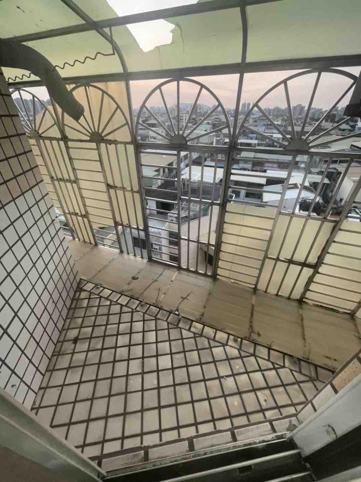 採光罩案件圖片