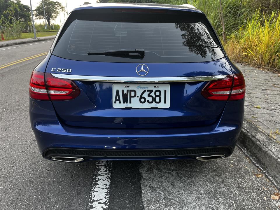 汽車板金烤漆案件圖片