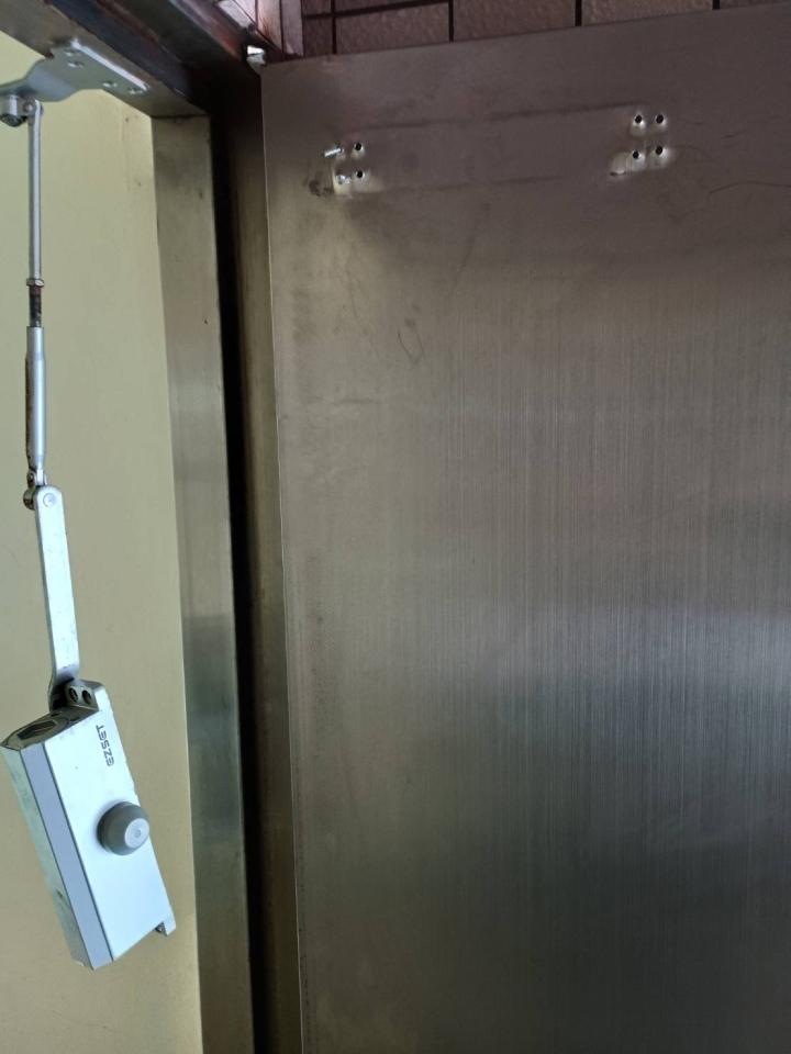 門片維修案件圖片