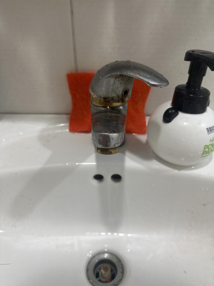 水龍頭裝修案件圖片