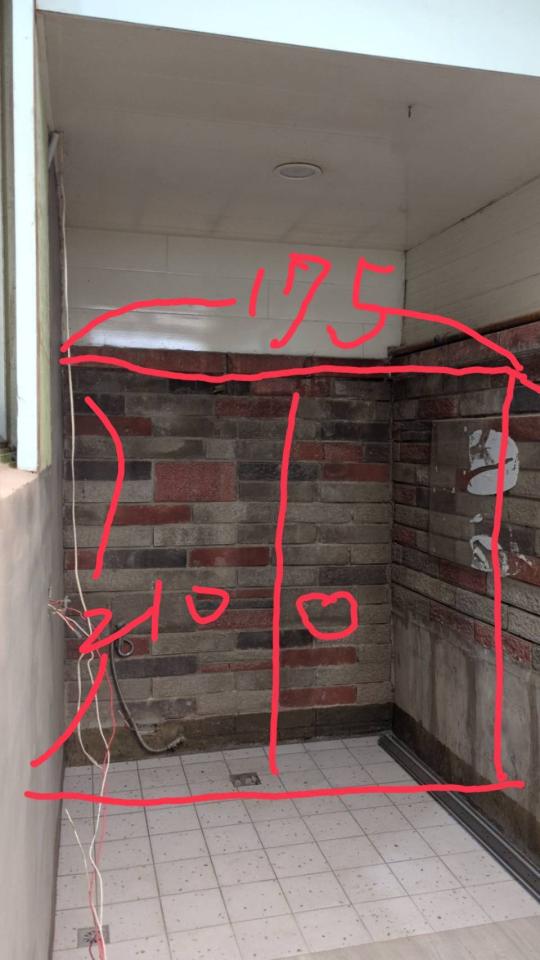 廁所隔間案件圖片