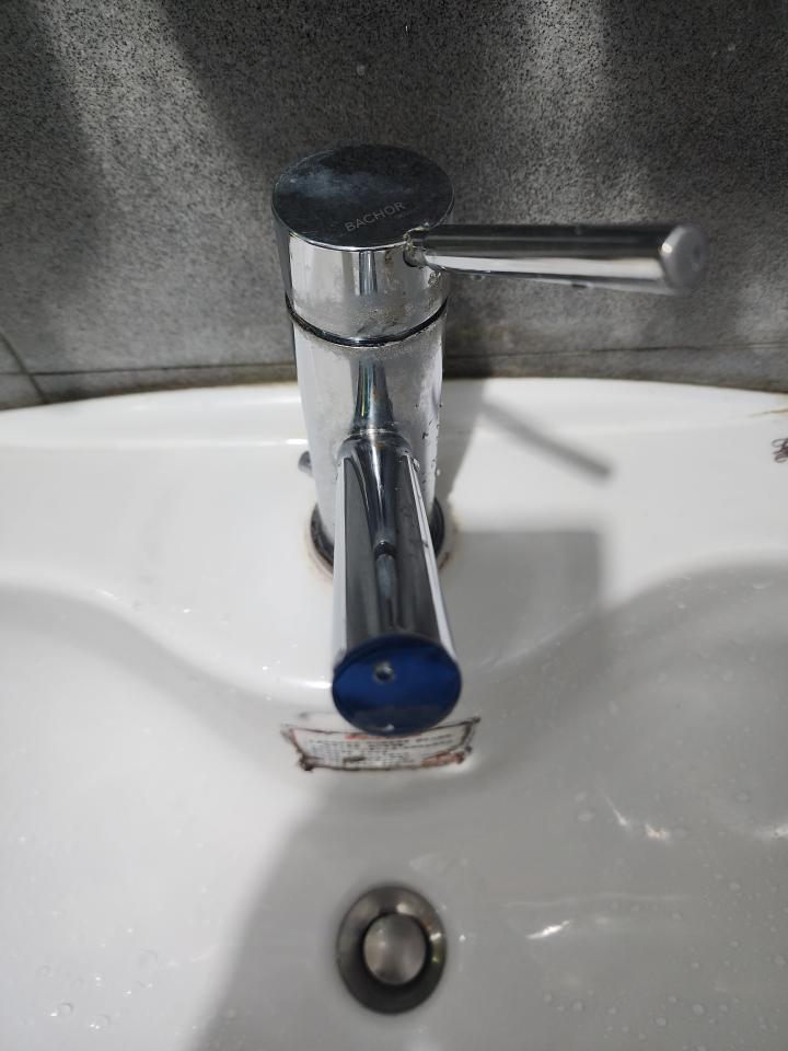 水龍頭裝修案件圖片