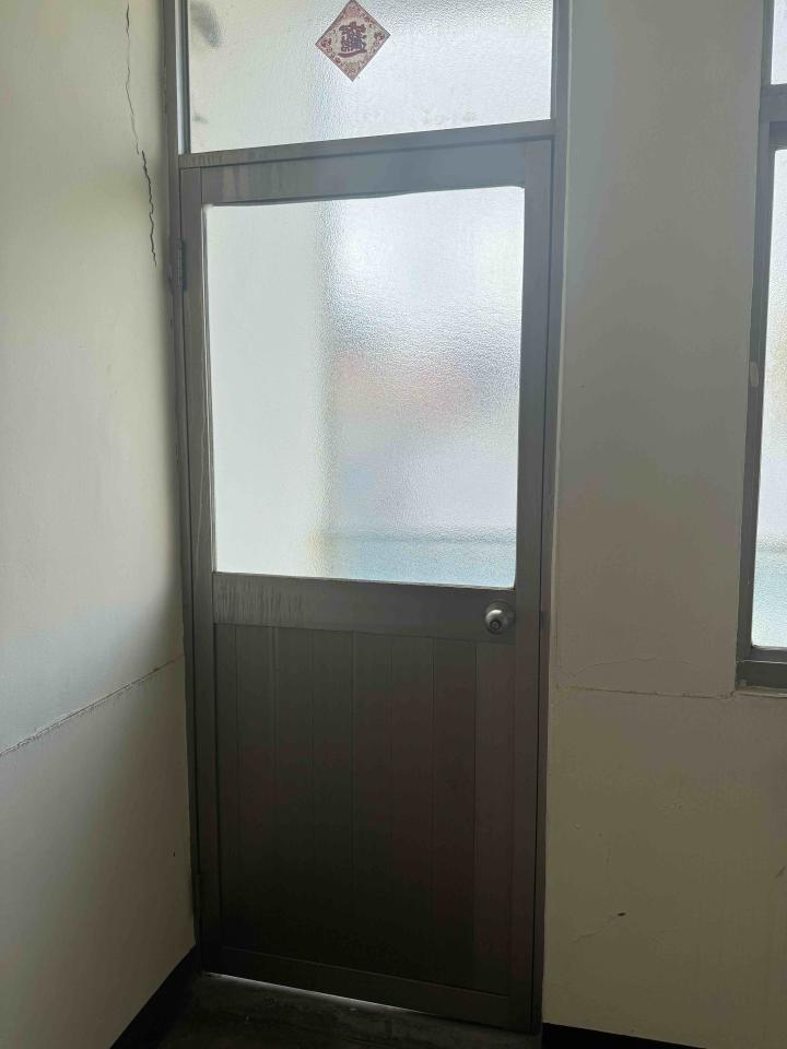門片維修案件圖片