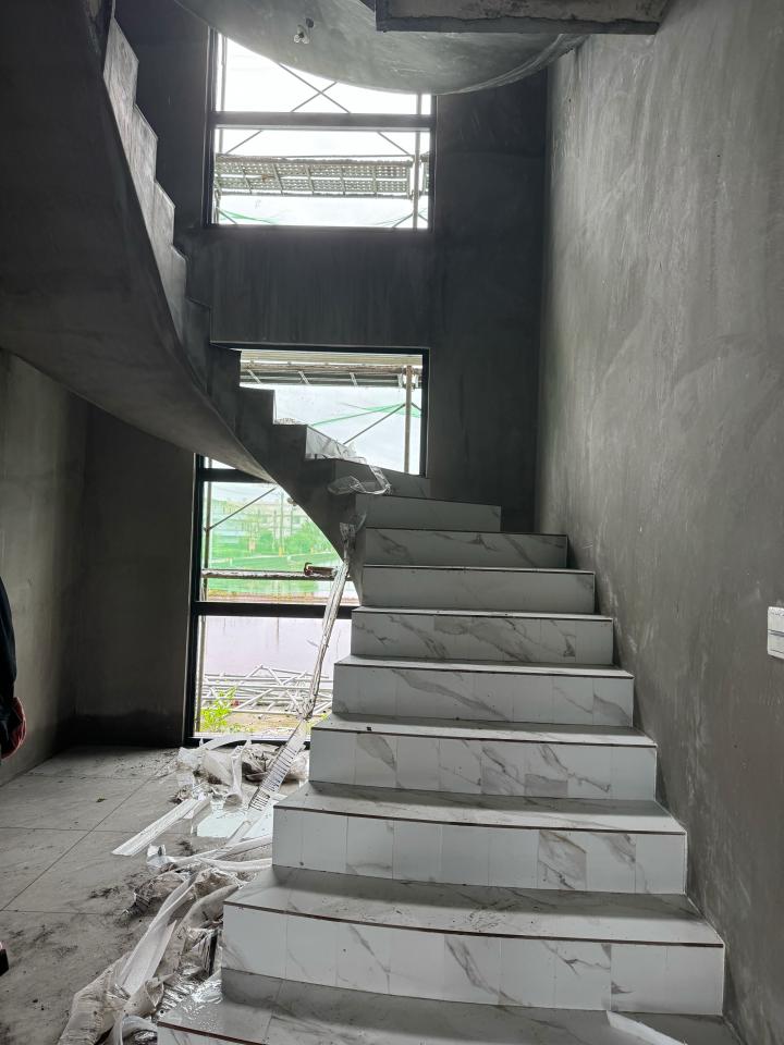 樓梯扶手案件圖片