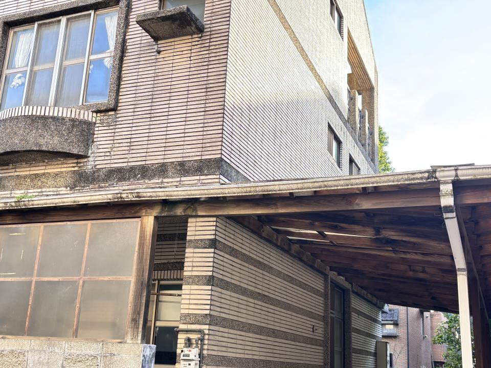 遮雨棚安裝案件圖片