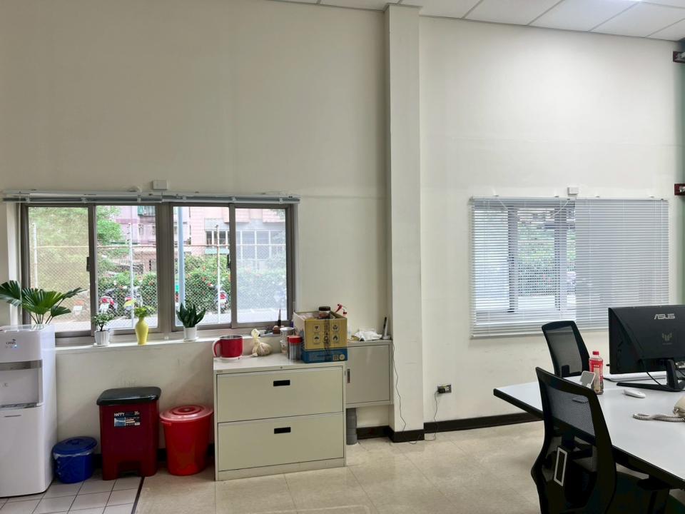 玻璃隔熱案件圖片