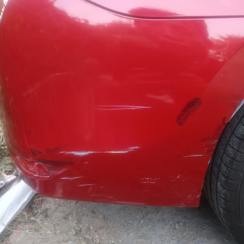 汽車板金烤漆案件圖片