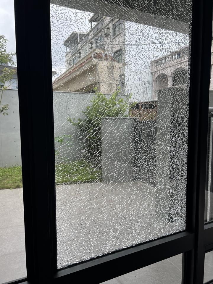 窗戶維修案件圖片