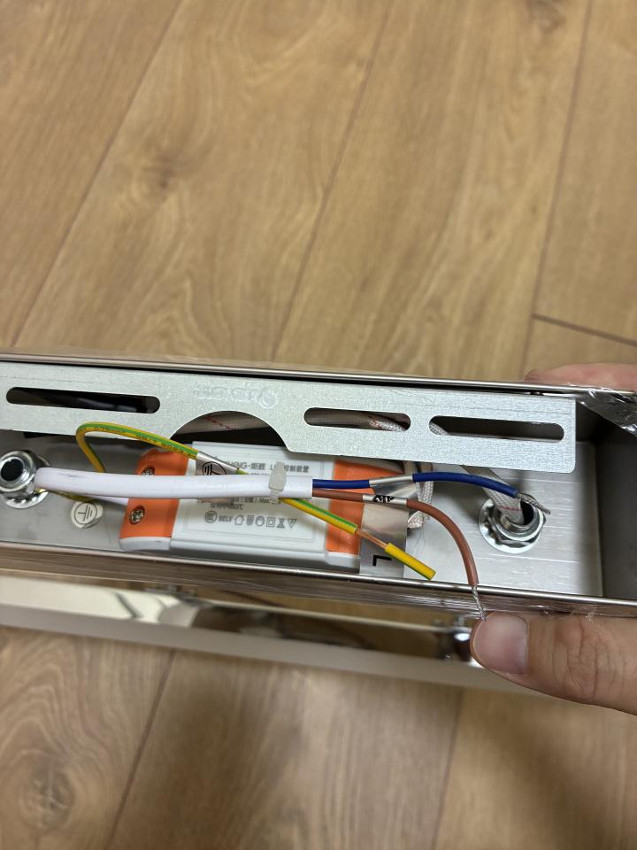 燈具安裝案件圖片