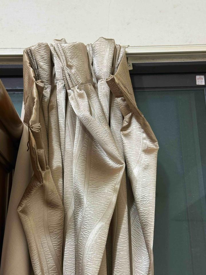 窗簾安裝維修案件圖片