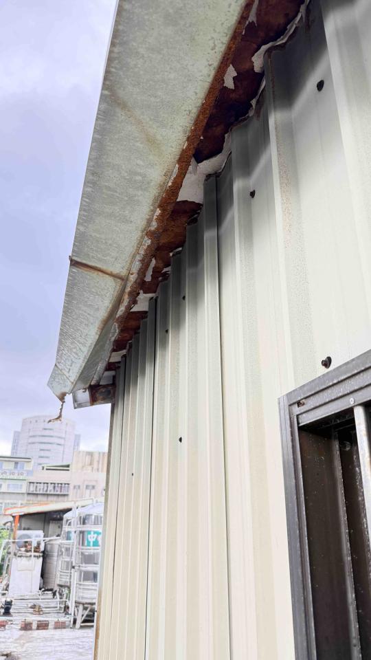 鐵皮屋頂案件圖片