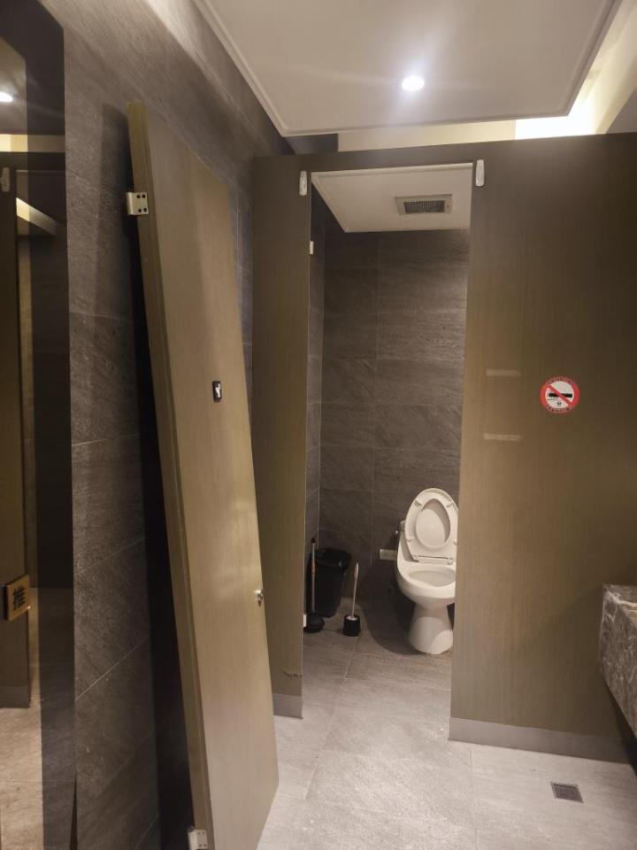 門片維修案件圖片