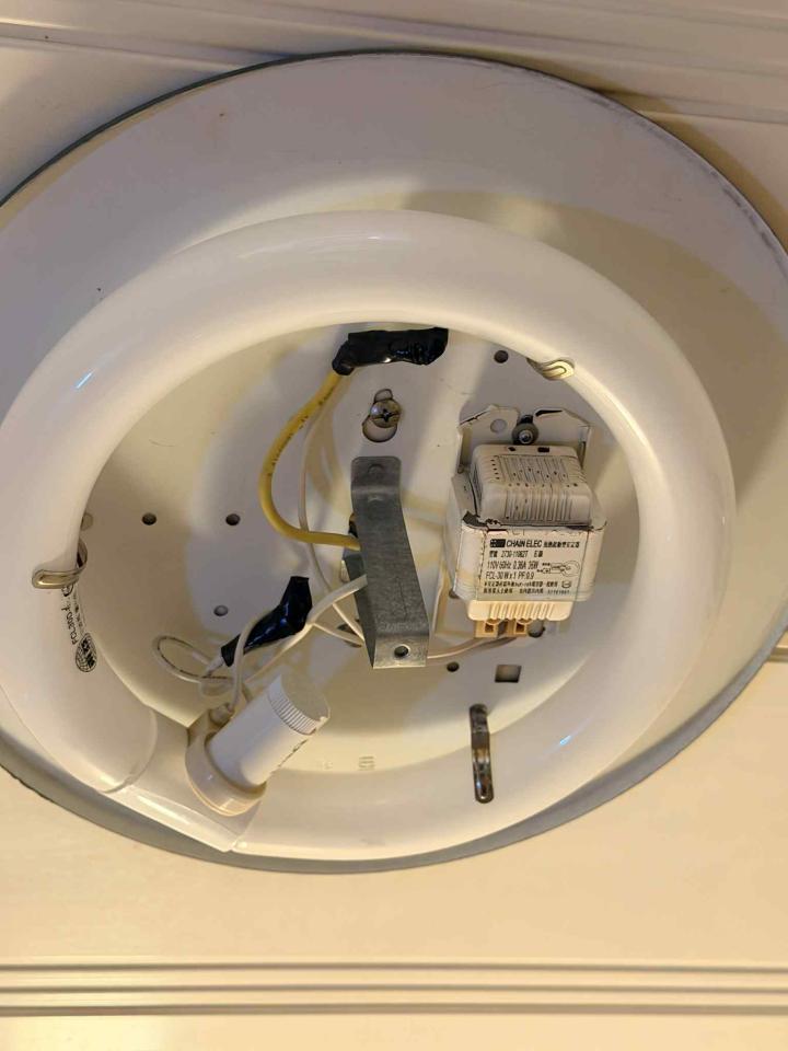 燈具維修案件圖片