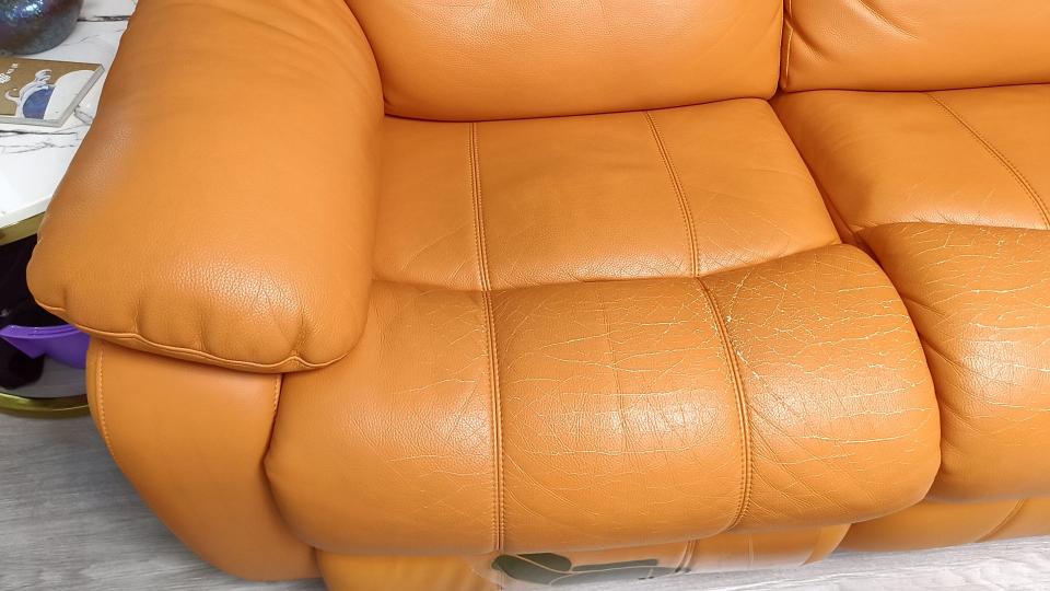 沙發修理案件圖片