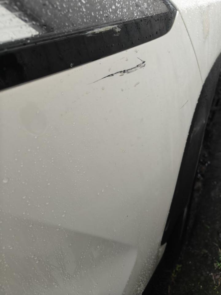 汽車板金烤漆案件圖片