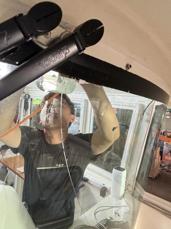 汽車玻璃修補案件圖片