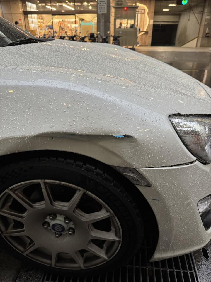 汽車板金烤漆案件圖片