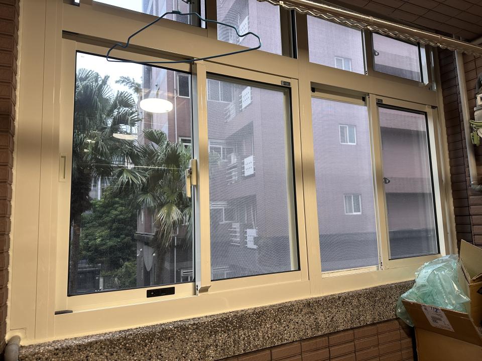 鋁門窗案件圖片